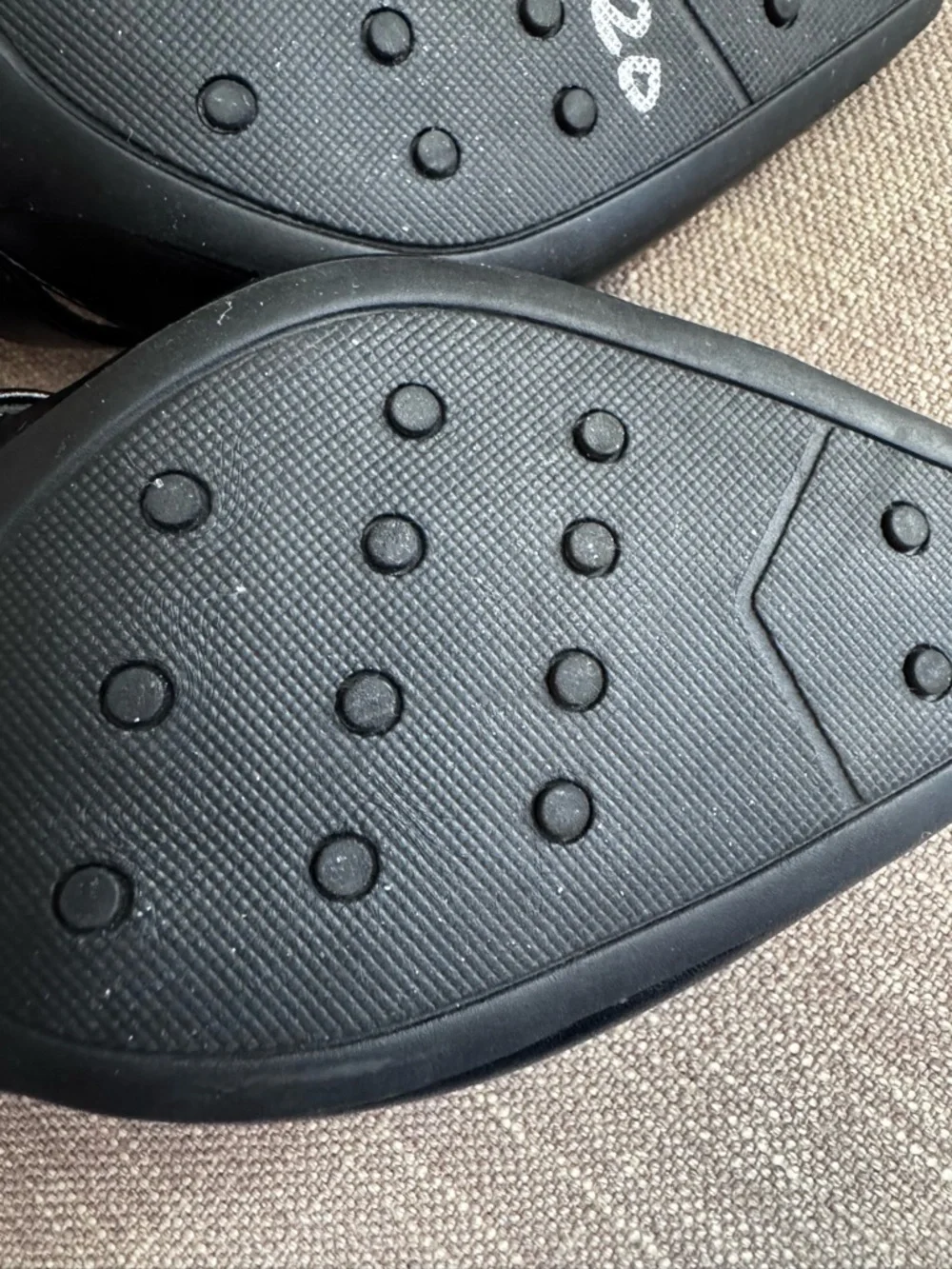 Life Stride Black Pointed-Toe Mary Jane Mid Heel Size 7 - Picture 6 of 7